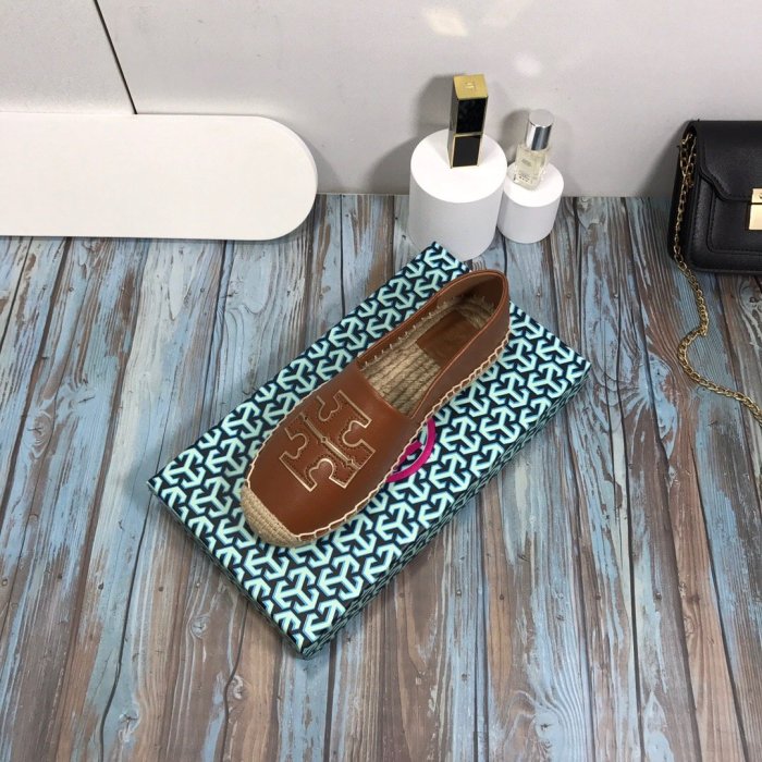 Women flat shoes, size 35-40, with box, SS60-1010-1012