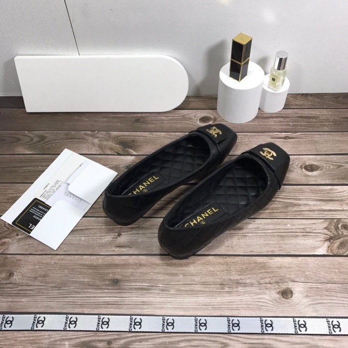 Women flat shoes, size 35-40, with box, SS60-975-976