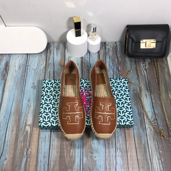 Women flat shoes, size 35-40, with box, SS60-1010-1012