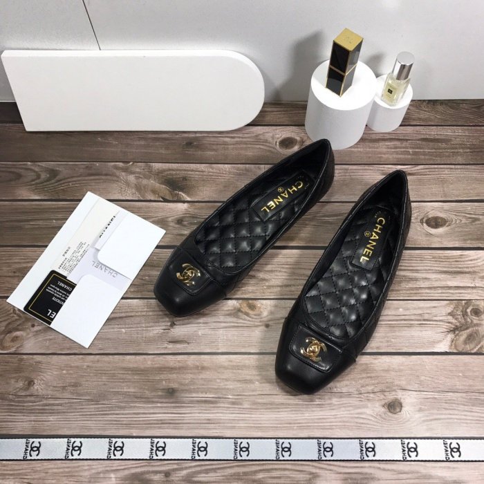 Women flat shoes, size 35-40, with box, SS60-975-976