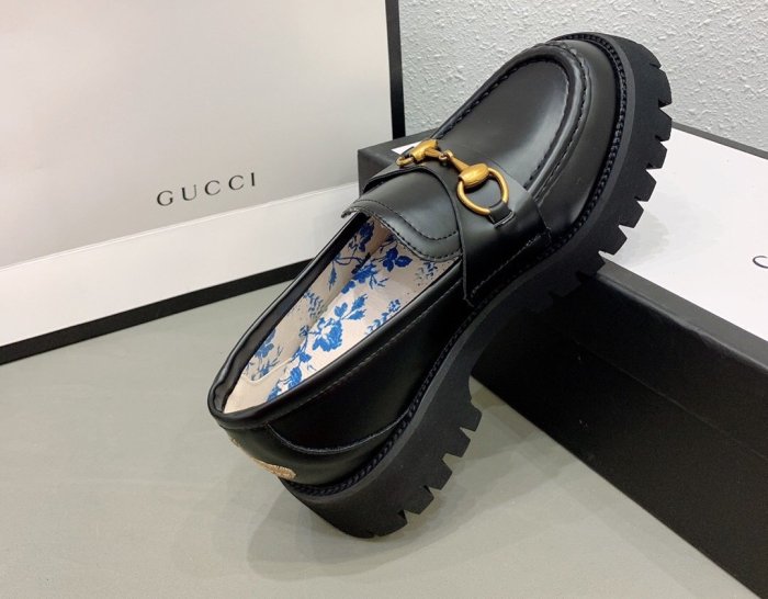 women flat shoes, size 35-39, with box , SS60-1039