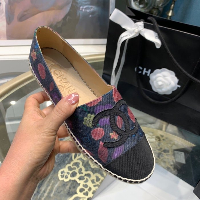 women flat shoes, size 34-42, with box , SS60-1064