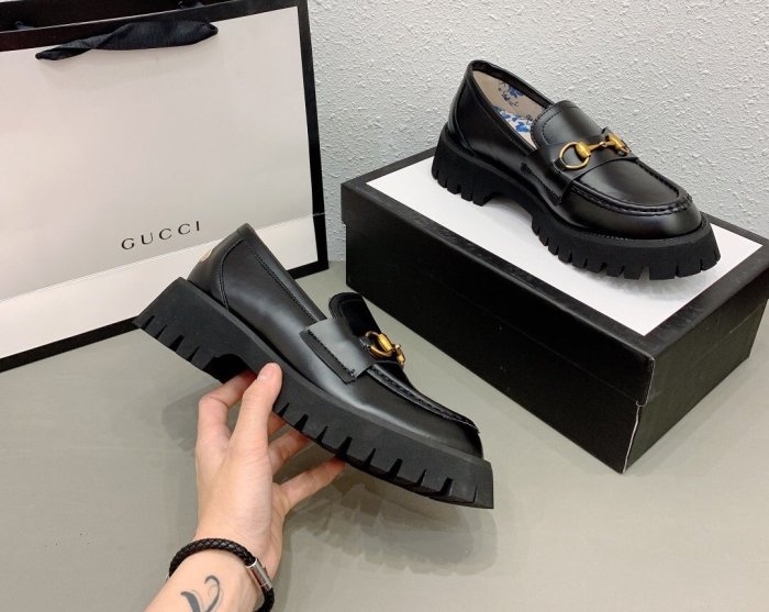 women flat shoes, size 35-39, with box , SS60-1039