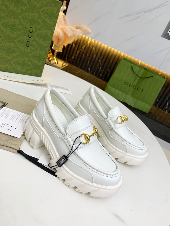 women flat shoes, size 35-41, with box , SS70-924-926