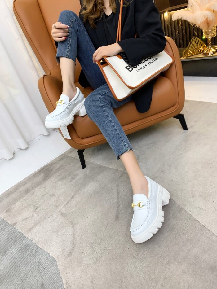 women flat shoes, size 35-41, with box , SS70-924-926
