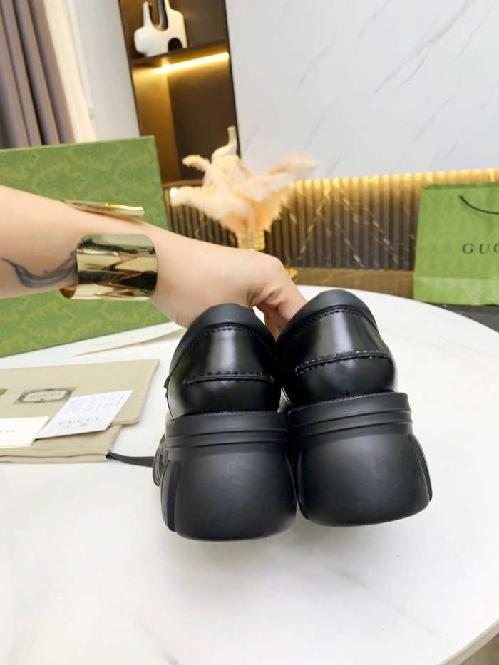 women flat shoes, size 35-41, with box , SS70-924-926