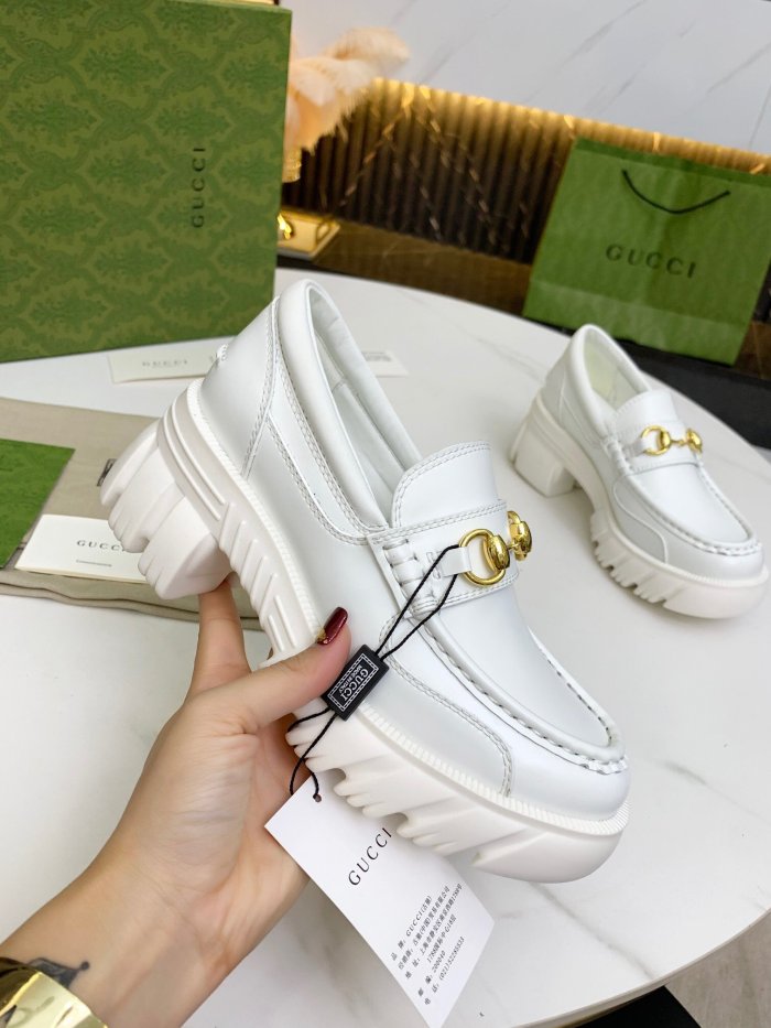 women flat shoes, size 35-41, with box , SS70-924-926