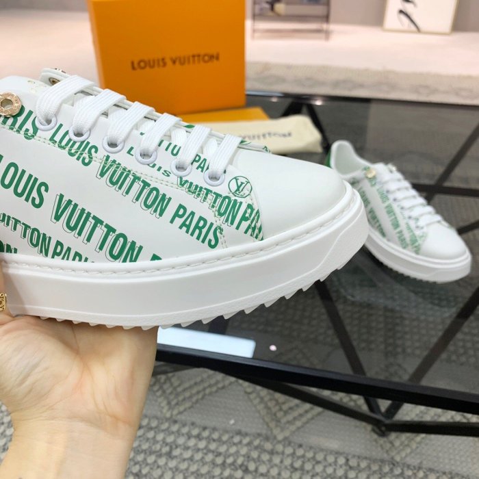 Women flat sneakers shoes, size 35-41, with box, SS70-1016