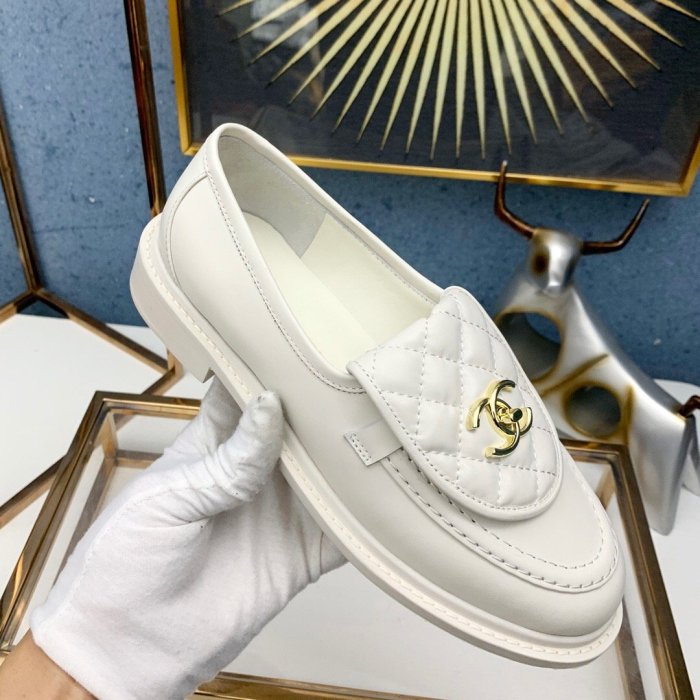 Women flat shoes, size 35-40, with box , SS70-951-953