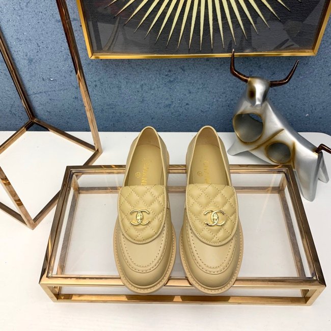 Women flat shoes, size 35-40, with box , SS70-951-953