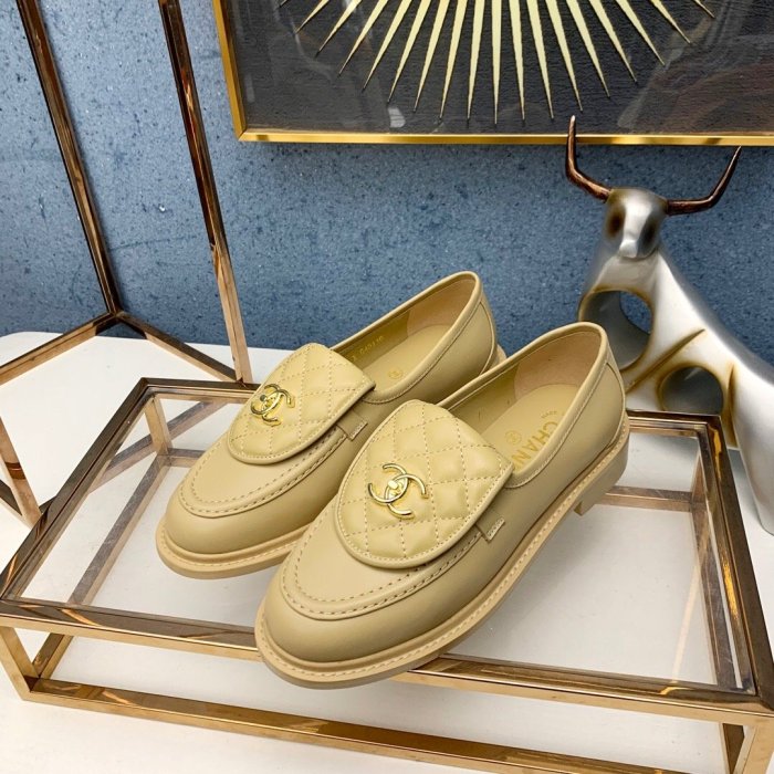 Women flat shoes, size 35-40, with box , SS70-951-953