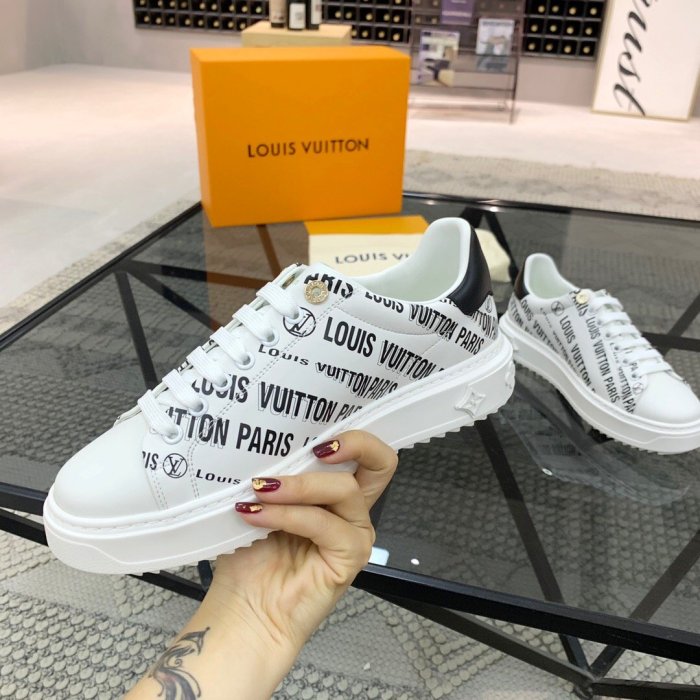 Women flat sneakers shoes, size 35-41, with box, SS70-1017