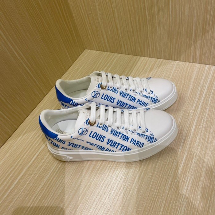 Women flat sneakers shoes, size 35-40, with box, SS70-1020