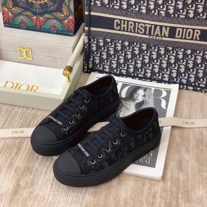 Women flat shoes, size 35-41, with box , SS70-994