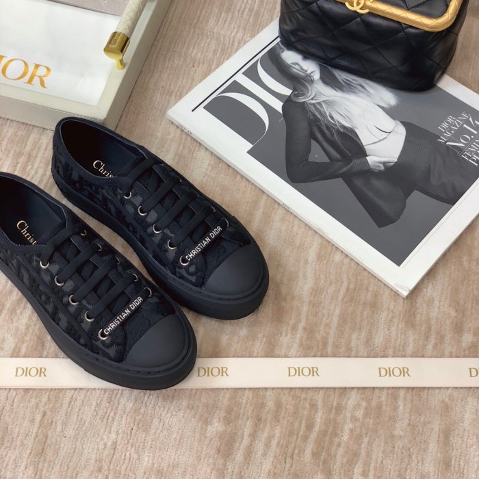 Women flat shoes, size 35-41, with box , SS70-994