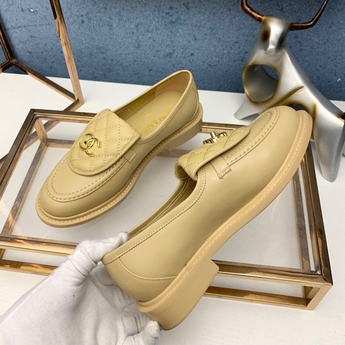 Women flat shoes, size 35-40, with box , SS70-951-953