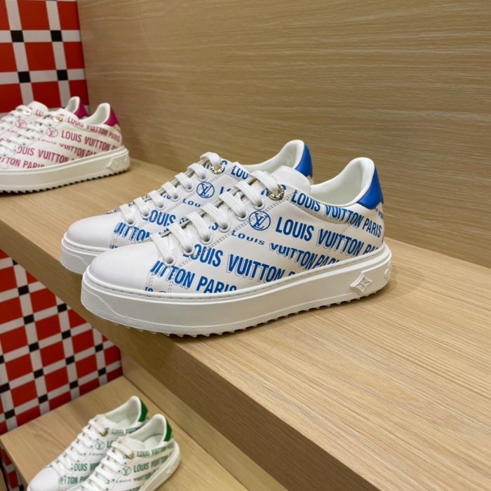 Women flat sneakers shoes, size 35-40, with box, SS70-1020