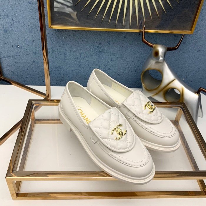 Women flat shoes, size 35-40, with box , SS70-951-953