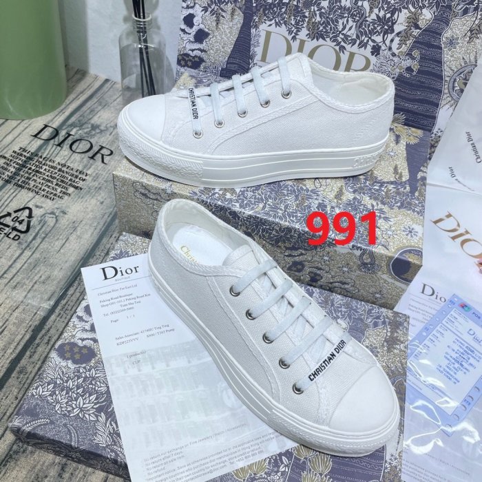 Women flat shoes, size 35-42, with box , SS70-990-993
