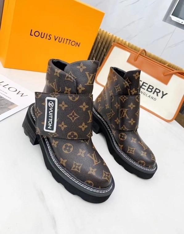 women boot shoes, size 35-40, with box, SS110-111