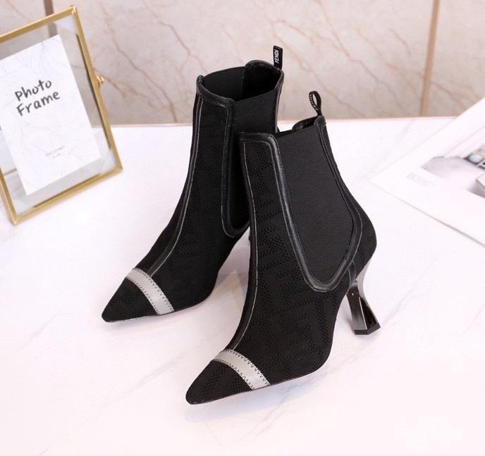 women boot shoes, size 35-41, with box, SS110-124-126