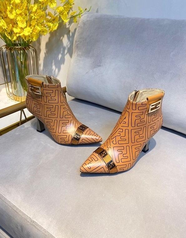 women boot shoes, size 35-41, with box, SS110-119-122