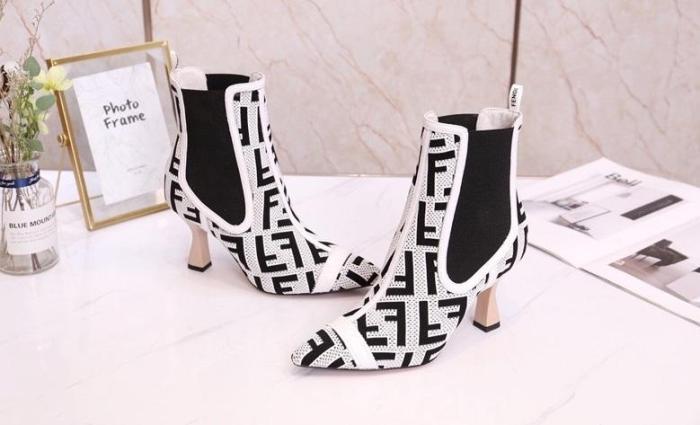 women boot shoes, size 35-41, with box, SS110-124-126