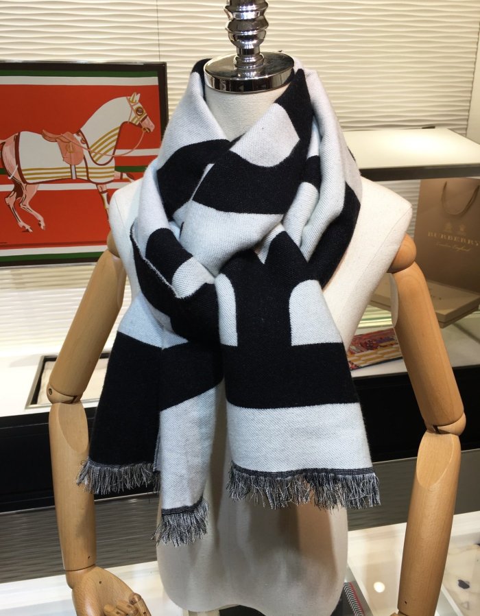 cashmere cotton scarf ,size:188x33cm,no box. SF25-1131-1133