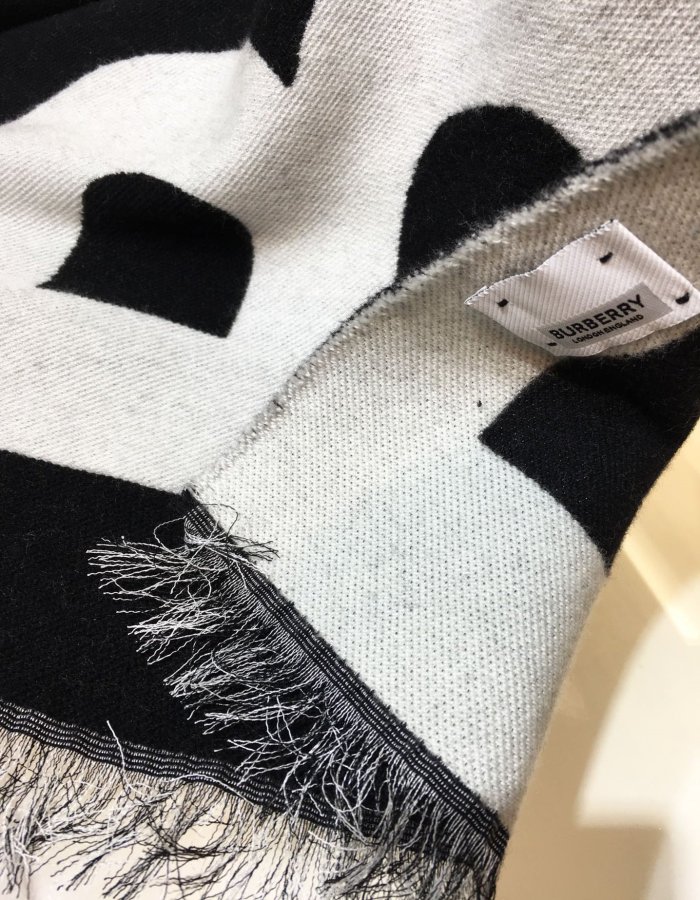 cashmere cotton scarf ,size:188x33cm,no box. SF25-1131-1133