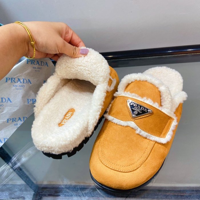 Women flat shoes, size 35-40, with box, SS60-1068-1069