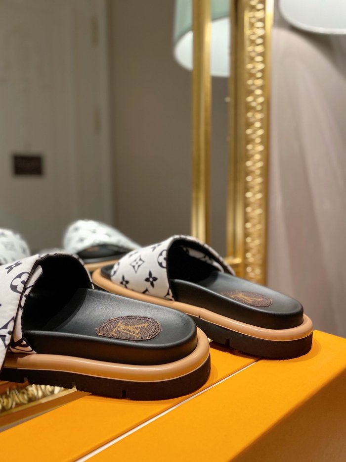Women flat shoes, size 35-41, with box, SS60-1076-1079