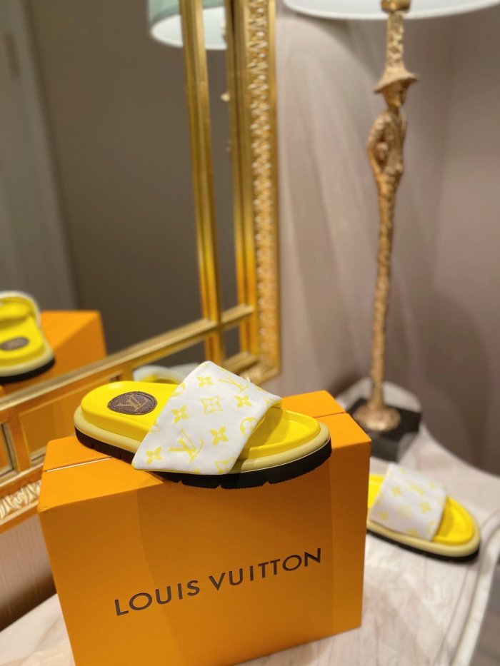 Women flat shoes, size 35-41, with box, SS60-1076-1079