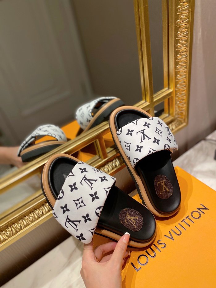 Women flat shoes, size 35-41, with box, SS60-1076-1079