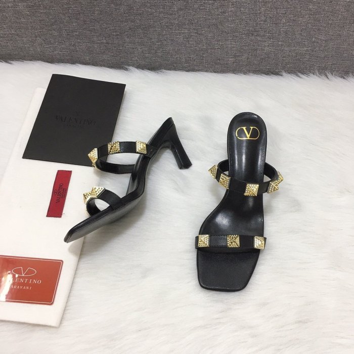 Women heel shoes,heel 6cm,size 34-42, with box, SS60-1111