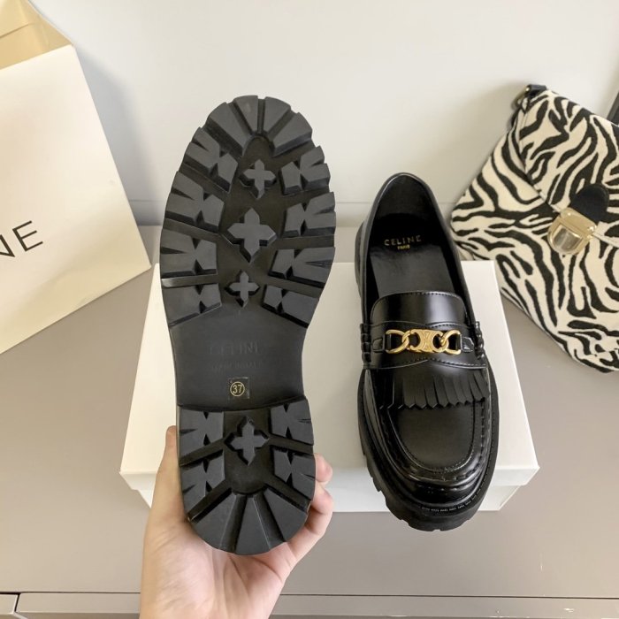 Women flat shoes, size 35-40, with box, SS70-1040