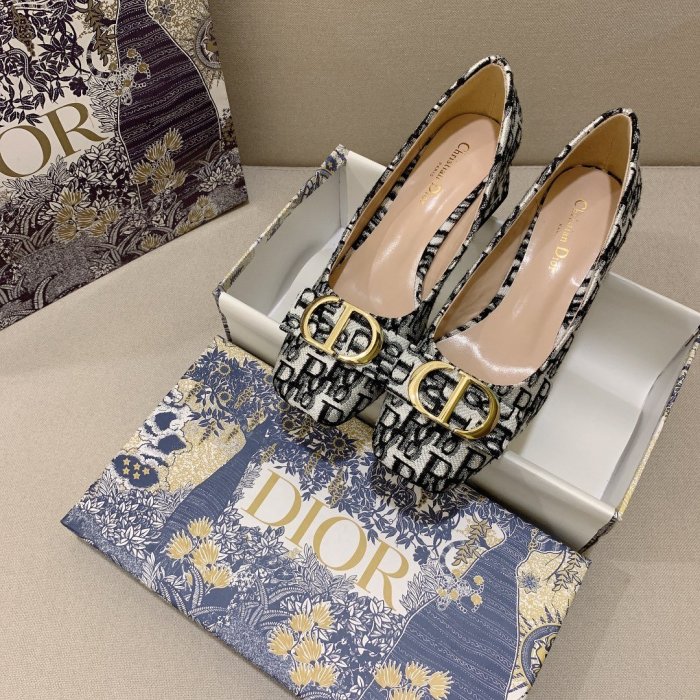 Women heel shoes,heel 5cm,size 34-40, with box, SS70-1027-1029