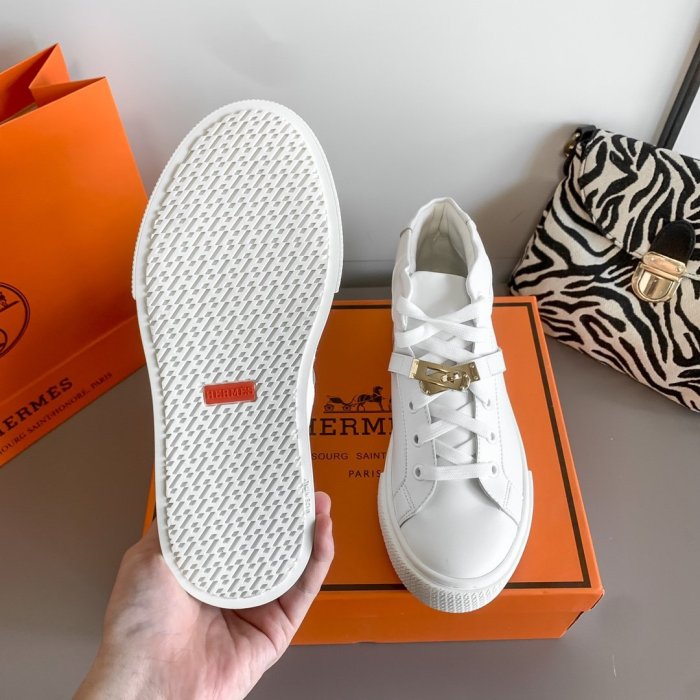 Women flat shoes, size 35-40, with box, SS70-1041-1042