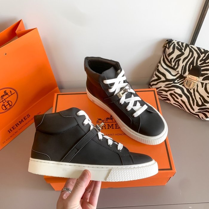 Women flat shoes, size 35-40, with box, SS70-1041-1042