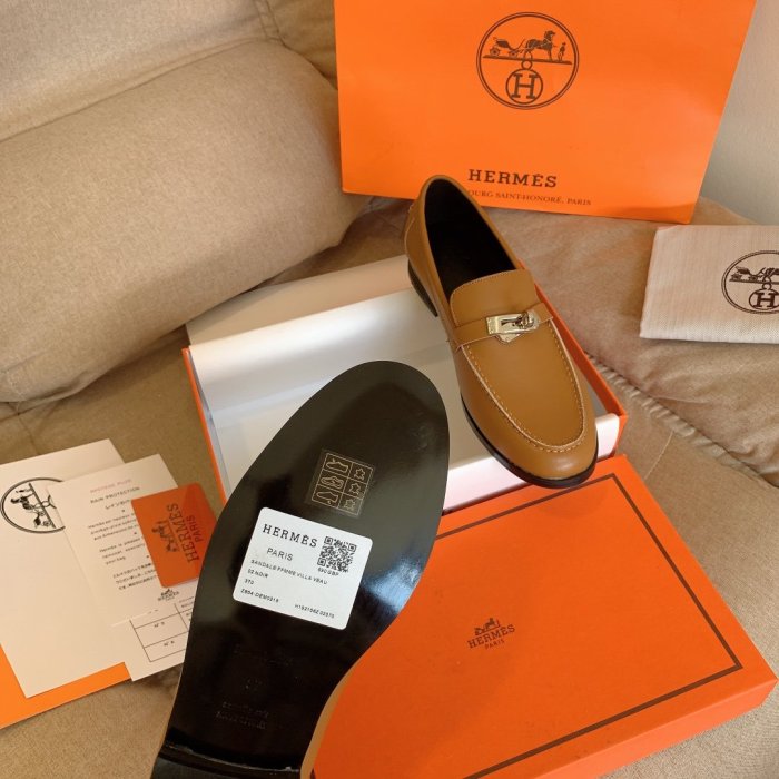 Women flat shoes, size 35-42, with box, SS70-1065