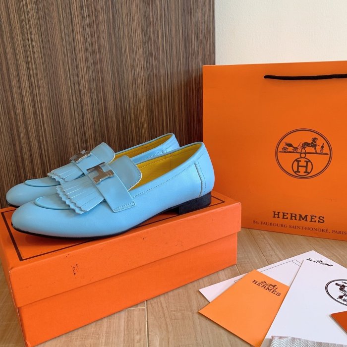 Women flat shoes, size 34-42, with box, SS70-1072