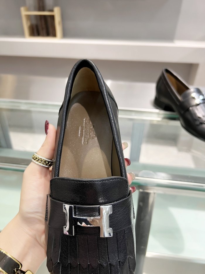 Women flat shoes, size 34-42, with box, SS70-1082