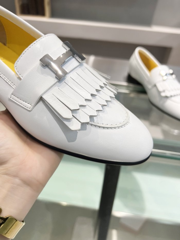 Women flat shoes, size 34-42, with box, SS70-1081