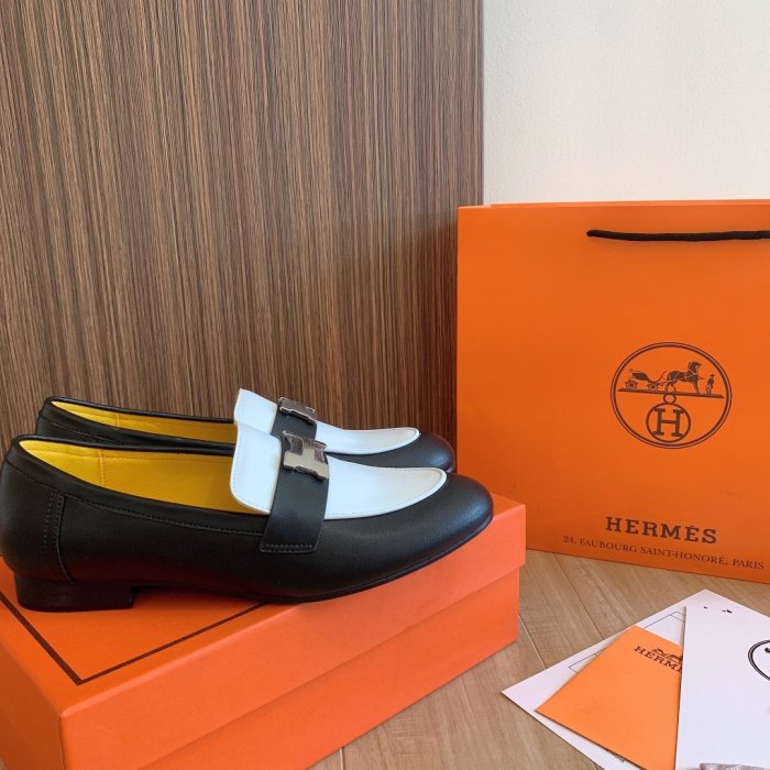 Women flat shoes, size 34-42, with box, SS70-1073