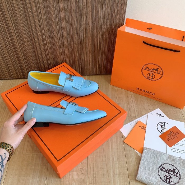 Women flat shoes, size 34-42, with box, SS70-1072