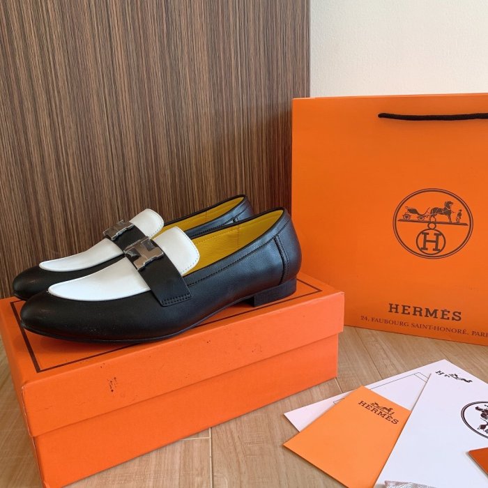 Women flat shoes, size 34-42, with box, SS70-1073
