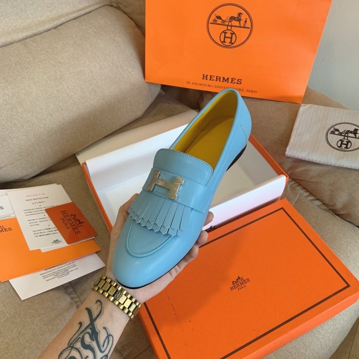 Women flat shoes, size 34-42, with box, SS70-1072