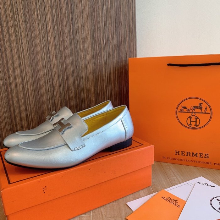 Women flat shoes, size 34-42, with box, SS70-1074