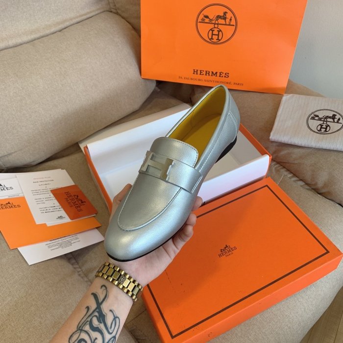 Women flat shoes, size 34-42, with box, SS70-1074