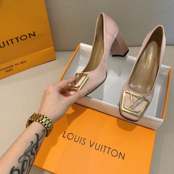 Women heel shoes , heel 7.5cm,size 34-41, with box, SS70-1099-1100
