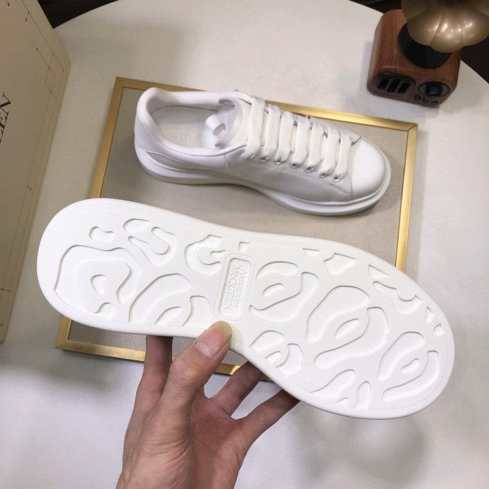 Women men flat sneakers shoes, size 35-44, with box, SS70-1054